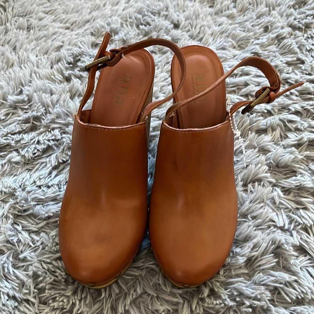 ANA SHOES